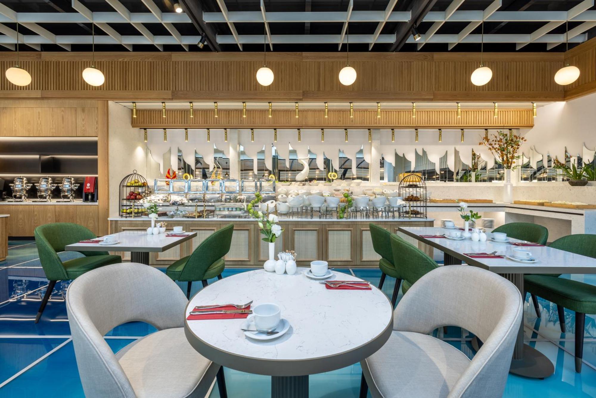 클라리온 호텔 골든 혼 이스탄불 외부 사진 The interior of the lounge