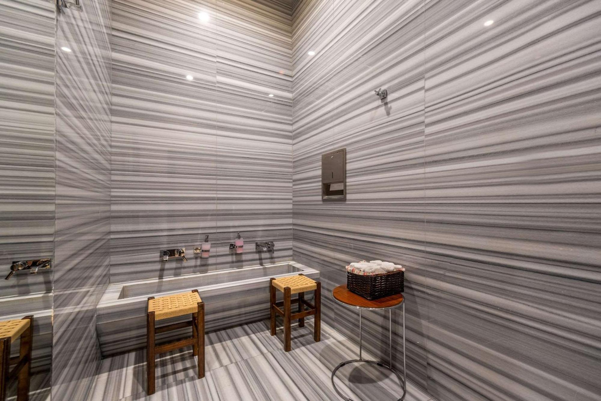 클라리온 호텔 골든 혼 이스탄불 외부 사진 Turkish bath